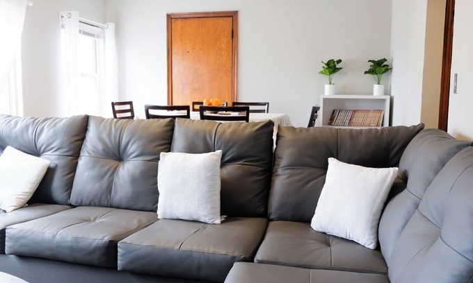 Old North Columbus House | Beautiful 3-bedroom space with lofted views near OSU Campus & old Crew Stadium!
