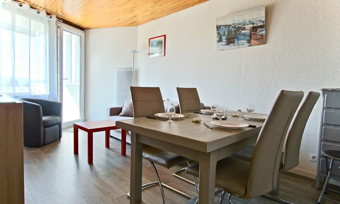 Chamrousse Apartment | Beautiful 3* Studio Cabin, South-Facing Balcony, at the Foot of the Slopes in Chamrousse