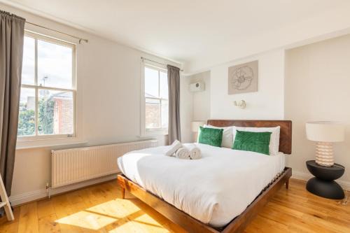 Parsons Green and Walham Apartment | Beautiful 3BD Home in the Heart of Fulham