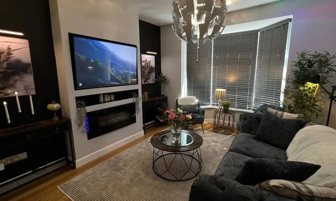 Sheffield House | Beautiful 4 Bed House in Sheffield