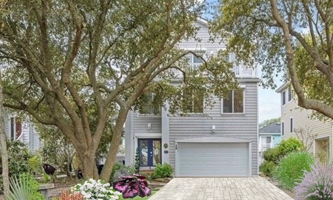 Dam Neck House | Beautiful 4-Bedroom, Renovated, Oasis in Croatan Beach