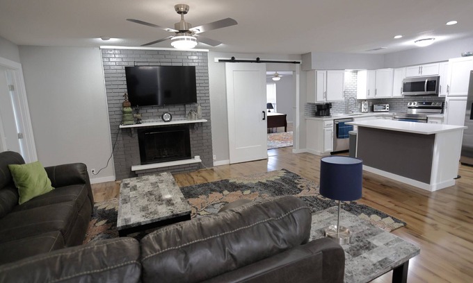 Allen House | Beautiful 4 beds & 3 full baths home