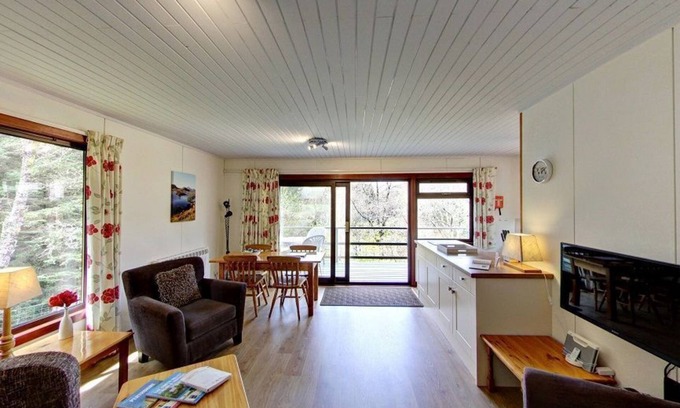 Crianlarich Ski Chalet | Beautiful 4 star, 2 bedroom chalet with mountain views