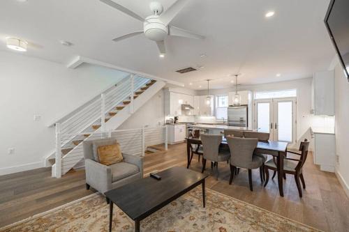 Southeast House | Beautiful 4BR Entire House in DC