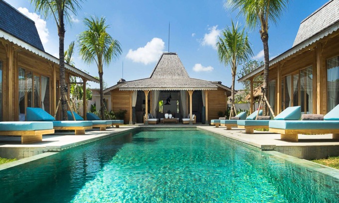 Kerobokan Villa | Beautiful 5 Star Holiday Villa in a Prime Location in Kerobokan