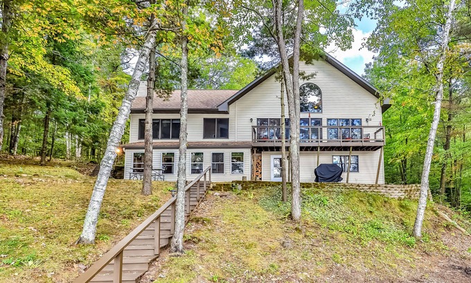 Lac du Flambeau House | Beautiful and quiet lake home w/air hockey, foosball, firepit, WiFi, central AC