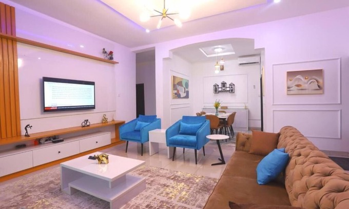 Ofin Apartment | Beautiful and spacious 3-Bedroom Serviced apartment in Lekki