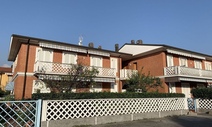 Marina di Massa Apartment | Beautiful apartment for 5 guests with TV, terrace and parking, close to Forte Dei Marmi