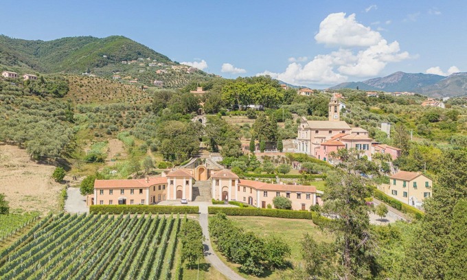 Santo Stefano del Ponte Villa | Beautiful apartment in villa for 6 people with WIFI, TV and pets allowed