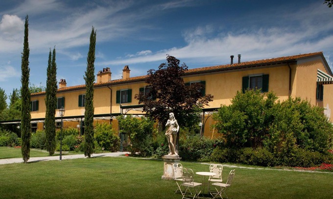 Montespertoli Apartment | Beautiful apartment for 4 people with WIFI, pool, TV and parking