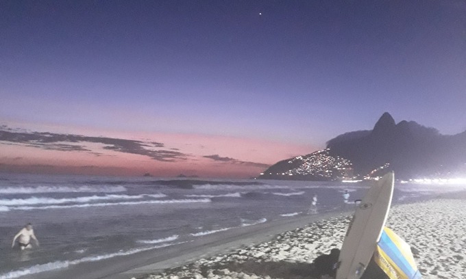 Copacabana Apartment | Beautiful apartment in the block of Copacabana beach! Come on!