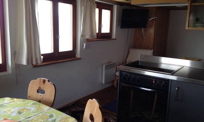 Riederalp Apartment | Beautiful apartment for 3 people with WIFI, TV, balcony and pets allowed