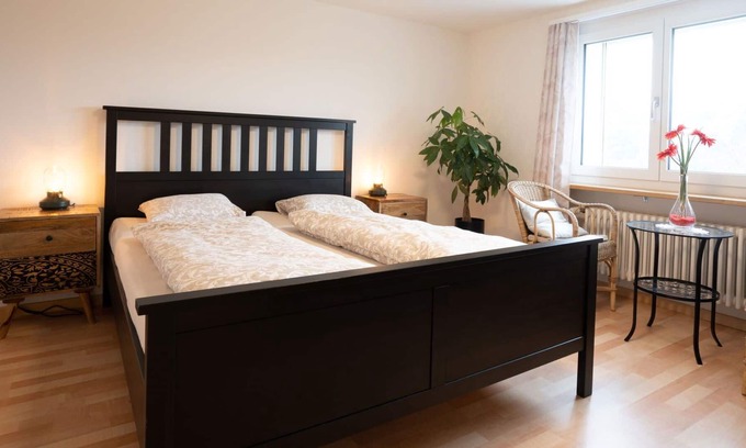Amden Apartment | Beautiful apartment for 8 guests with WIFI, A/C, TV, balcony, pets allowed and parking