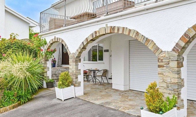 Portmellon Apartment | Beautiful apartment for 2 guests with WIFI, TV and terrace