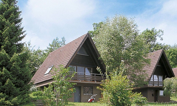 Wilhelmsdorf House | Beautiful apartment in villa for 5 guests with WIFI, TV, patio, pets allowed and panoramic view