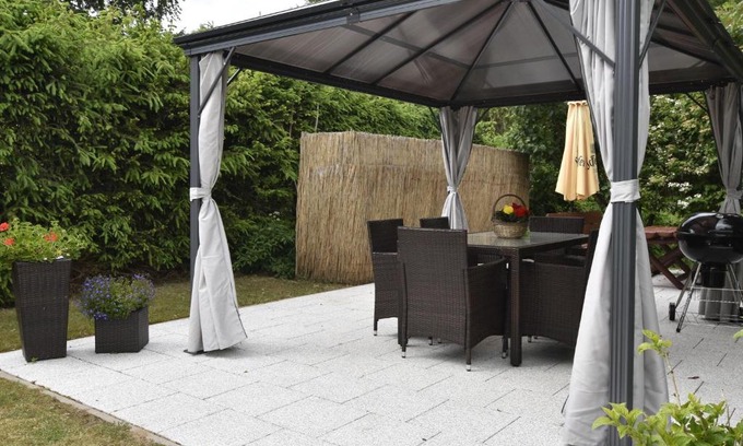 Satow Apartment | Beautiful Apartment in Gerdshagen with Barbecue
