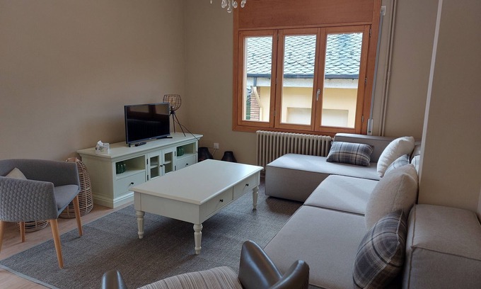 Llivia Apartment | Beautiful apartment in Llivia with WiFi and pool