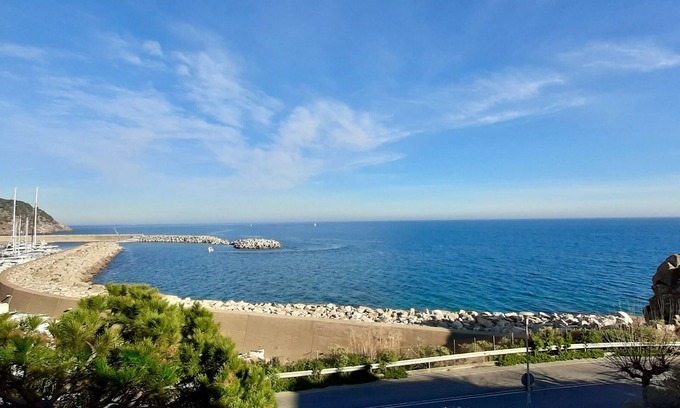 Palamos Apartment | BEAUTIFUL APARTMENT IN 1st LINIA DE MAR - CASCO ANTIGUO