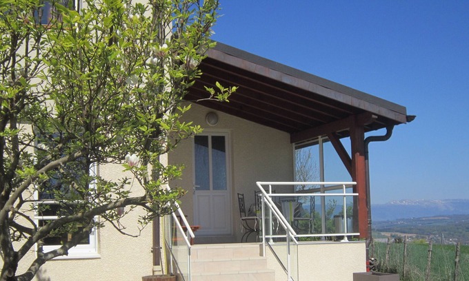Mesigny Apartment | Beautiful apartment in the countryside, Mésigny