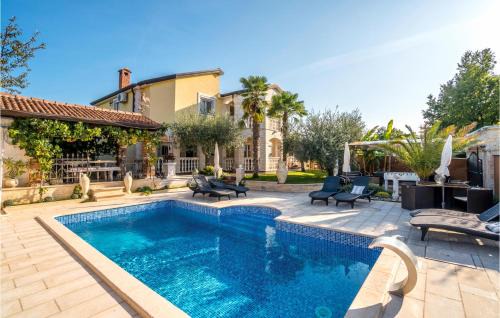 Antonci Apartment | Beautiful Apartment In Porec