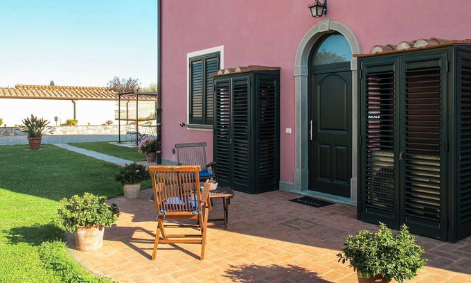 San Michele di Moriano Villa | Beautiful apartment in villa for 5 people with WIFI, A/C, pool, TV, terrace and parking