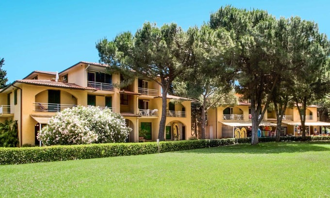 Lacona Apartment | Beautiful apartment for 4 guests with WIFI, A/C, TV, balcony and parking