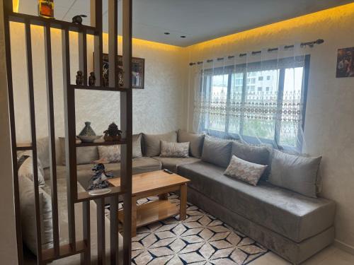 Mehdya Apartment | Beautiful apartment footsteps from the beach
