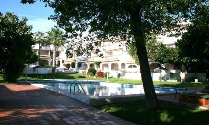 Coveta Fuma Apartment | Beautiful apartment with garden, El Campello