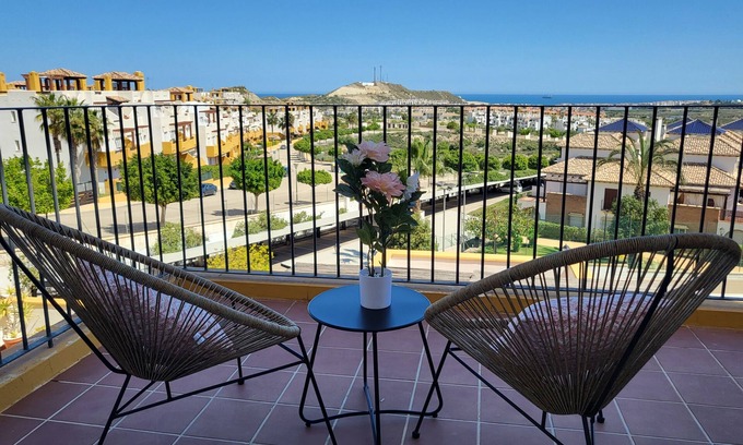 Vera Apartment | Beautiful apartment with fantastic views in Al-Andalus Thalassa!