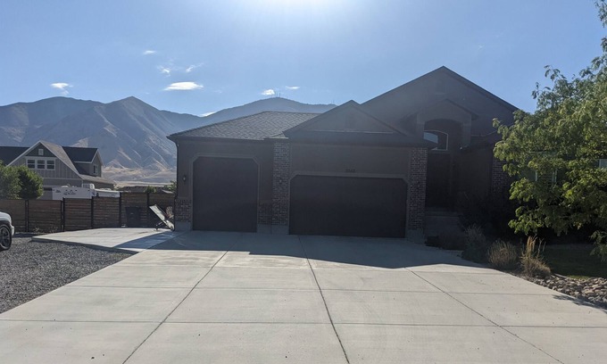 Tooele Apartment | Beautiful basement apartment with separate entrance