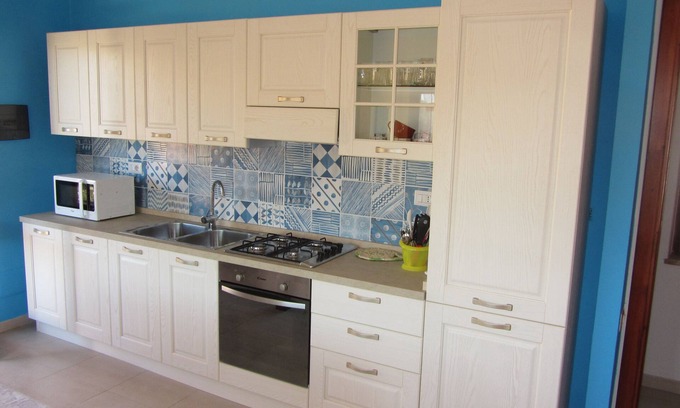 Solanas House | Beautiful beach house sleeps 8