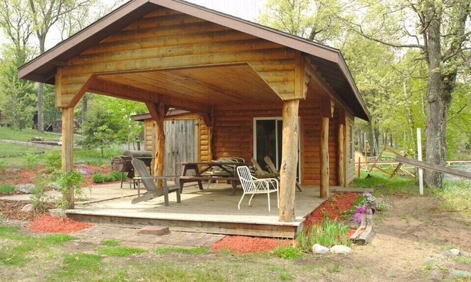 Markville Cabin | Beautiful Beach, State Park/Lake Access (No dogs)