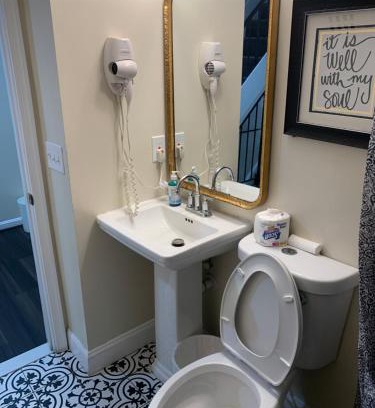 Downtown Baltimore House | Beautiful bedroom next Camden yard and M&T stadium