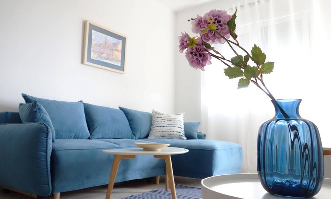 Golubovina Apartment | Beautiful Blue Sea view apartment with free parking