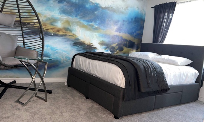 Barrie Condo | Beautiful boutique style home.