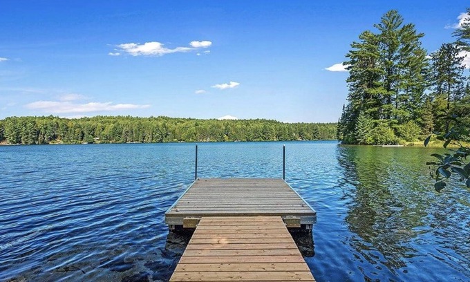 Otter Lake Ski Chalet | Beautiful brand new Cottage for rent in Otter Lake, QC, on beautiful Clarke Lake