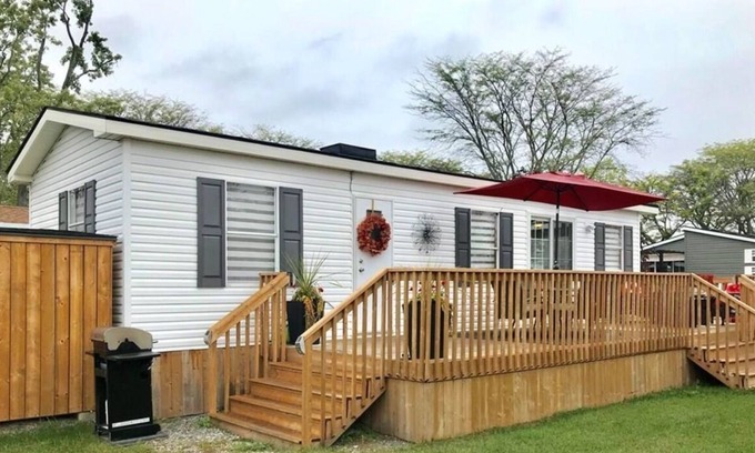 Niagara-on-the-Lake Cottage | Beautiful Cottage in Niagara on the Lake