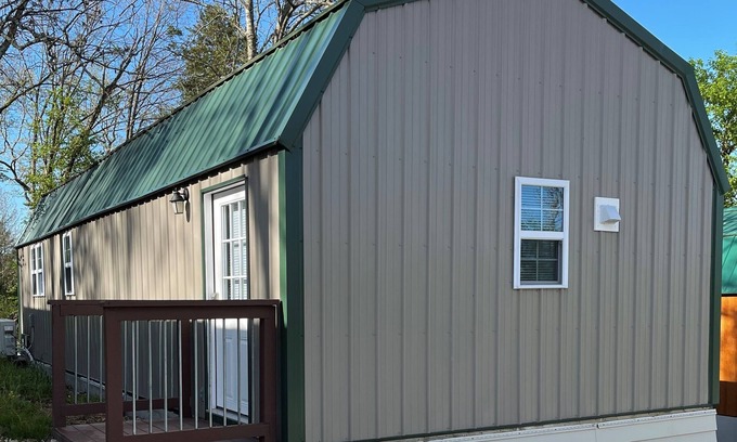Waynesville Cabin | Beautiful Cabin sleeps 7