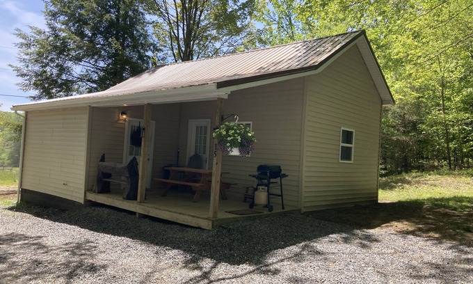 Brookville Cabin | Beautiful Camp on Beechwood