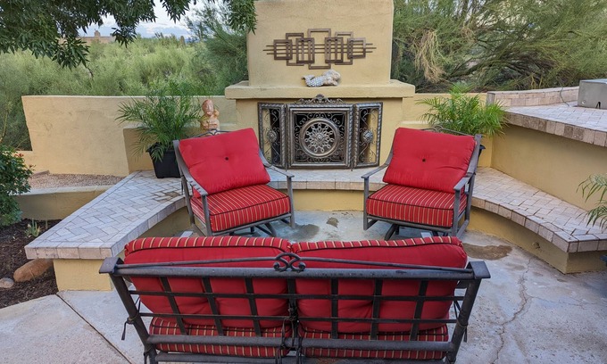 Desert View Village House | Beautiful Cave Creek/North Scottsdale Home 3 Bedroom-2 Bath + Casita - Acre Lot