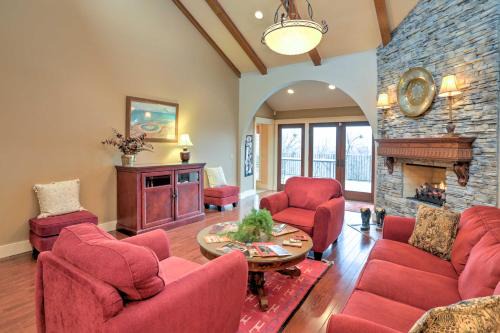 Fayetteville House | Beautiful Central Fayetteville Townhome with Views!