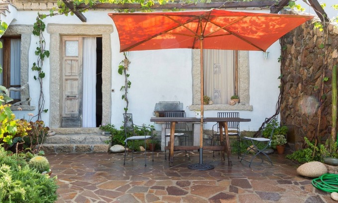 Azzagulta House | Beautiful characteristic 3 bedroom house near the sea