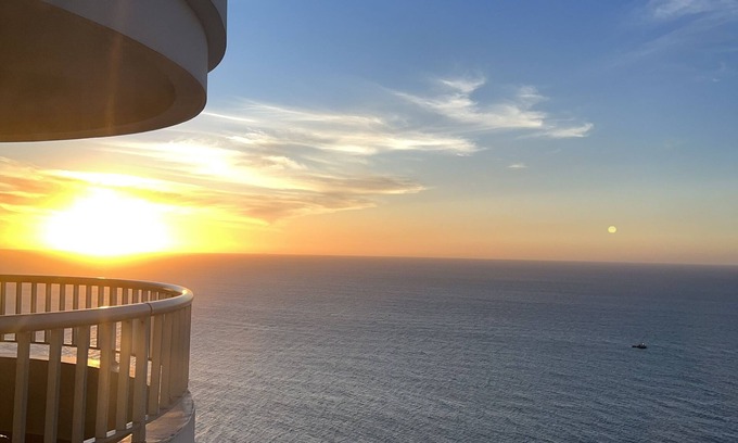 Bocagrande Apartment | beautiful view of the sea and the entire city.