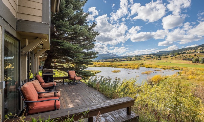 Big Sky Meadow Village Condo | Beautiful condo at Big Sky Golf Course w/community hot tub & fireplace - Creek Front Condo