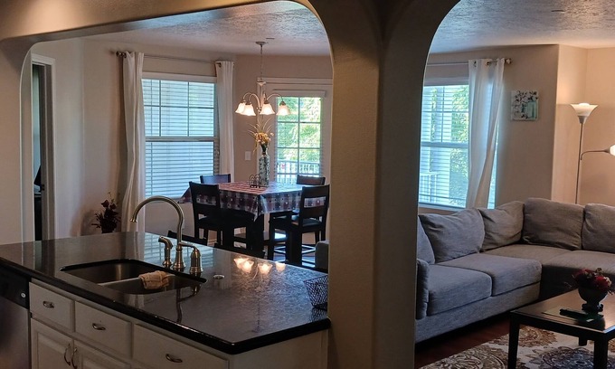 Daybreak Condo | Beautiful Condo in South Jordan Utah