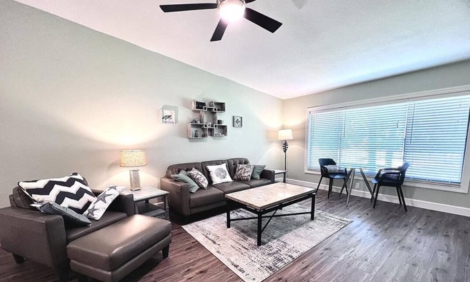 Palm Harbor Condo | Beautiful Condo on Tarpon Woods Golf Course