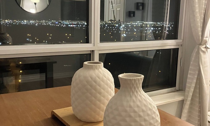 Humberwood Condo | Beautiful condo view in Toronto, great amenities, mins from airport and highways
