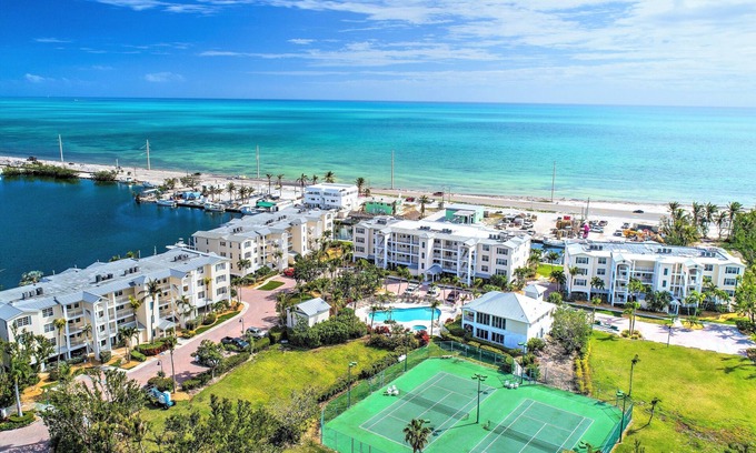 Islamorada Condo | Beautiful Condominium with with Ocean view, Protected Boat Slip, Tennis,