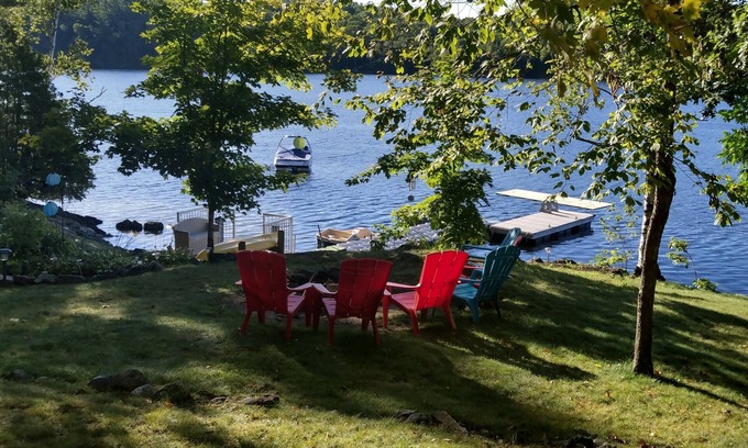 Marmora and Lake Cottage | Beautiful Cottage on a Stunning Lake, Great for Family and Friends!