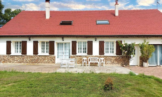 La Bazoche-Gouet House | Beautiful country house located in Eure-et-Loire in an idyllic setting